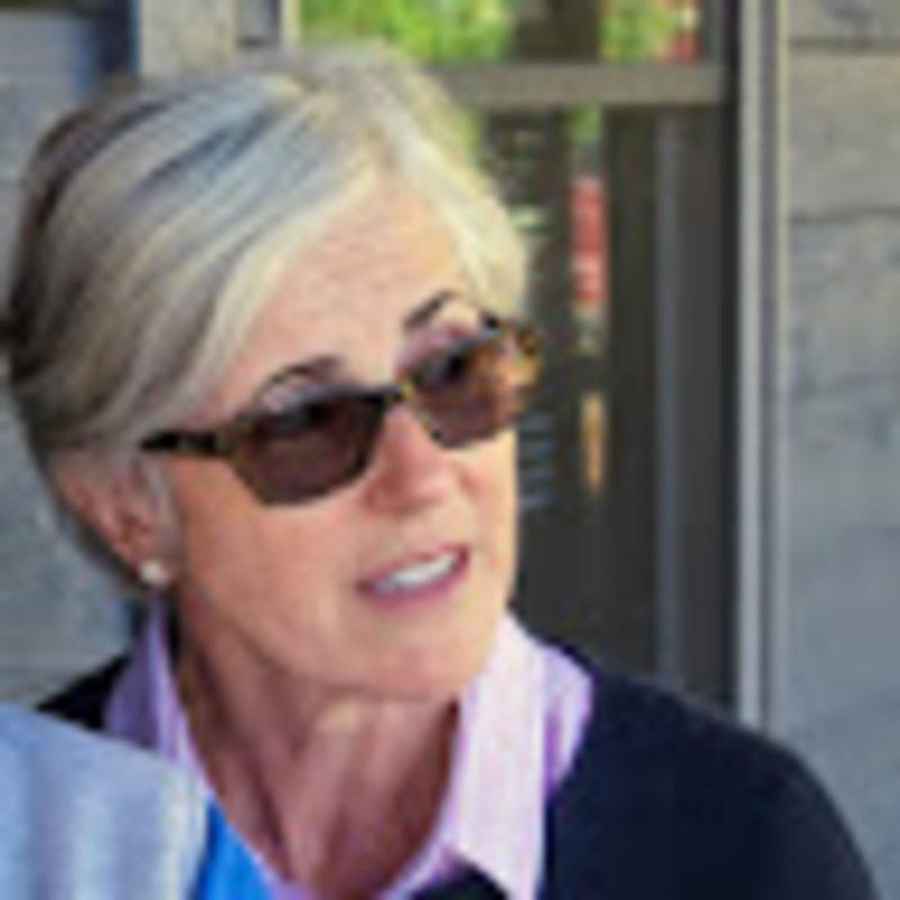 Meet your Posher, Betsy